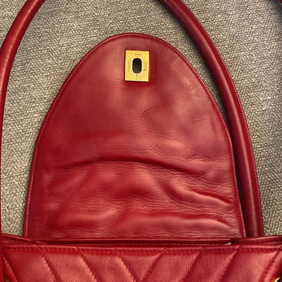 Chanel Quilted Vintage Flap Bag - Picture 11 of 14